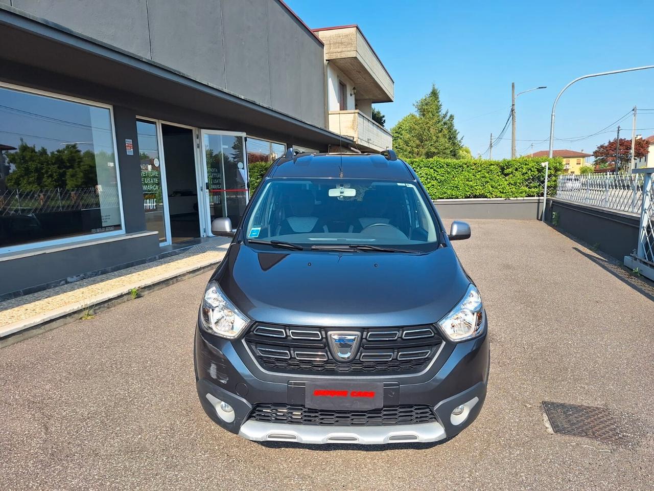 Dacia Dokker ADATTA DISABILI SEDILE PASSEGGERO GIREVOLE 1.5 dCi 8V 90CV Start&Stop Serie Speciale Wow