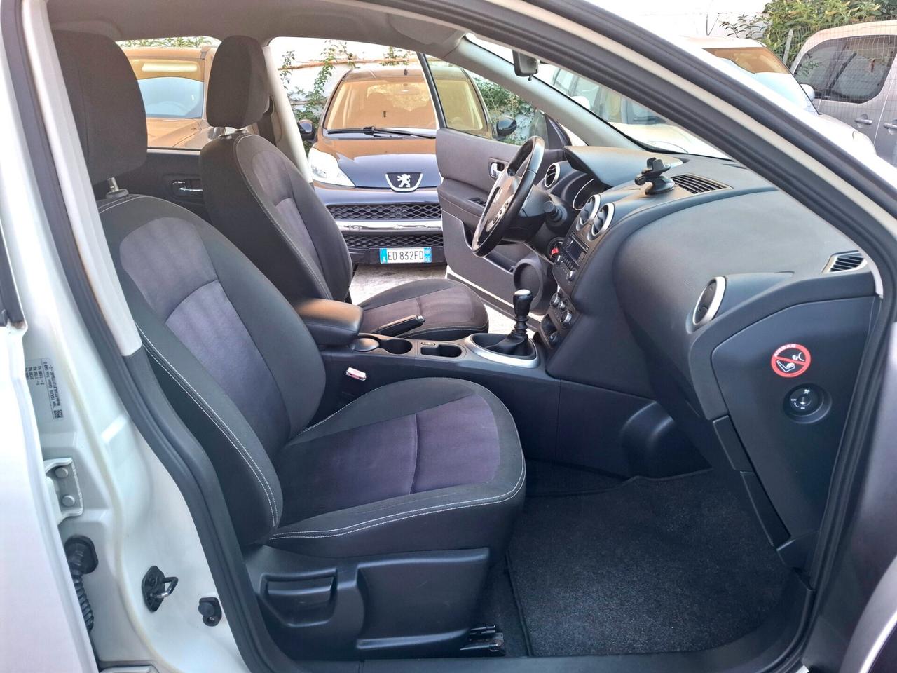 Nissan Qashqai 1.5 dCi DPF Tekna