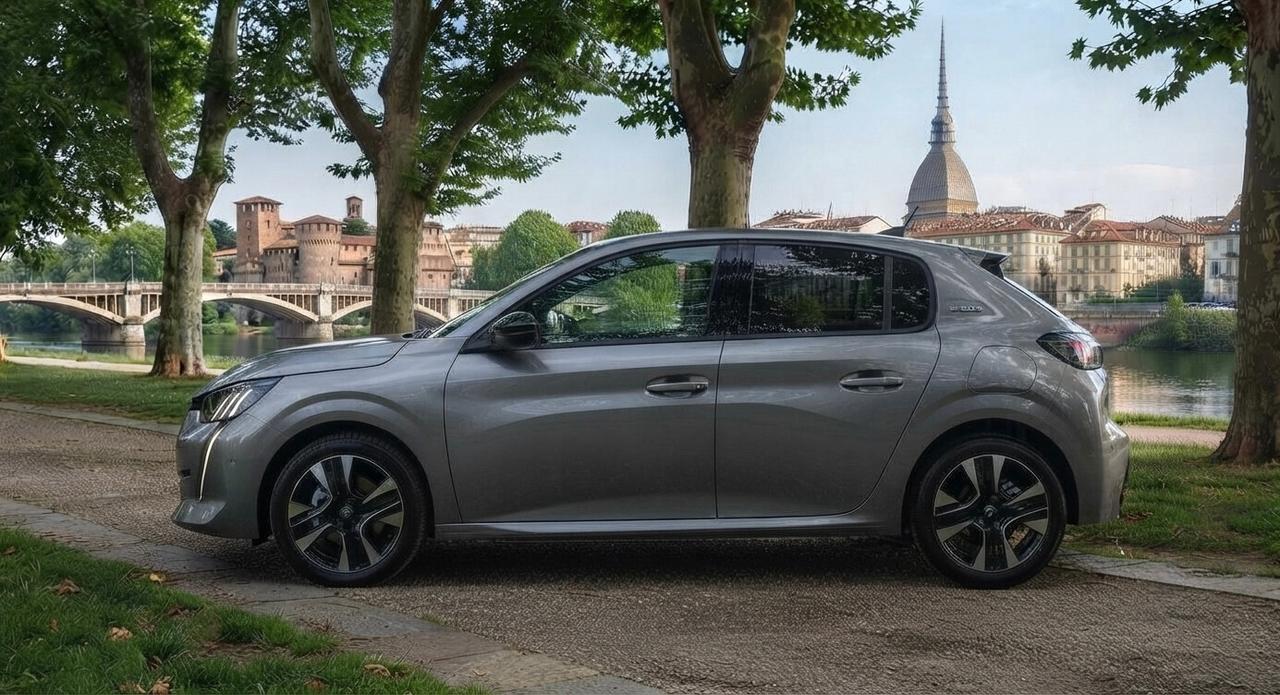 Peugeot 208 - APERTI AD AGOSTO