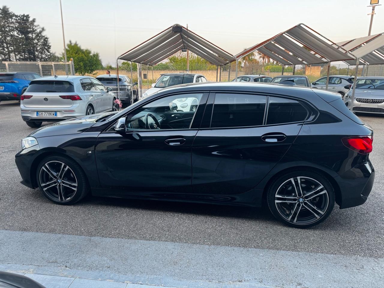 Bmw 118 118d 5p. Msport Cockpit Sedili M