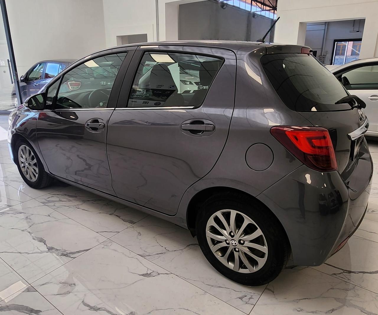 Toyota Yaris 1.0 5 porte Cool