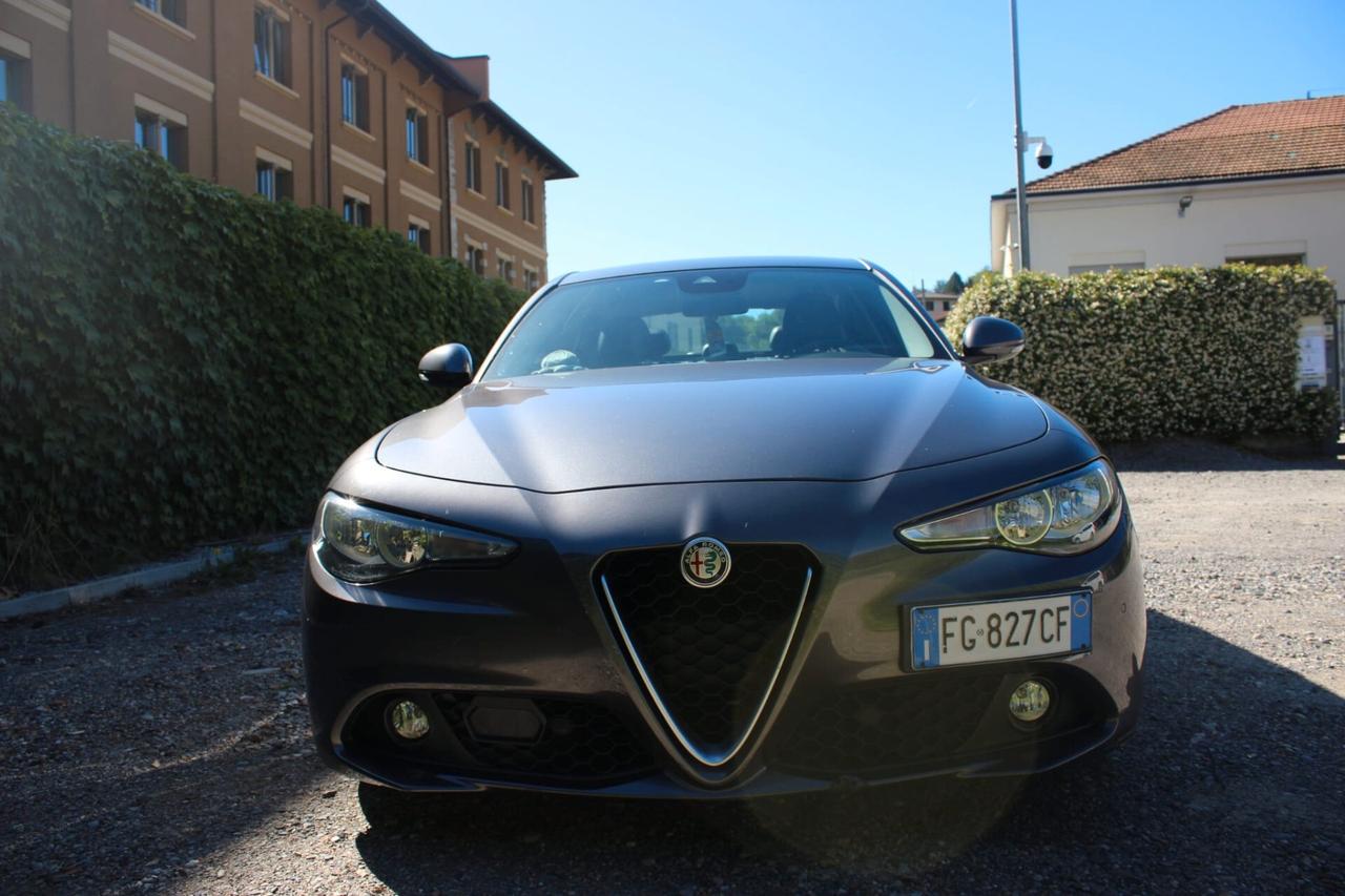 Alfa Romeo Giulia 2.2 Turbodiesel 150 CV Super