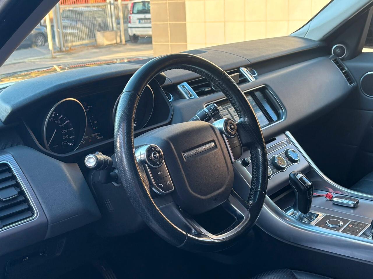 Land Rover Range Sport 3.0 TDV6 HSE Dynamic