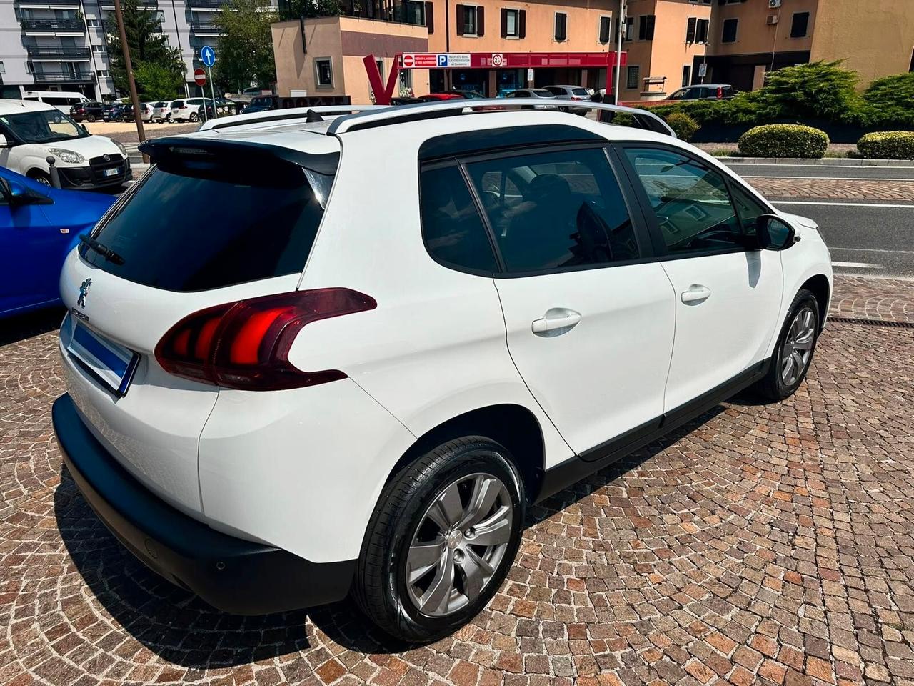 Peugeot 2008 BlueHDi 75 Active