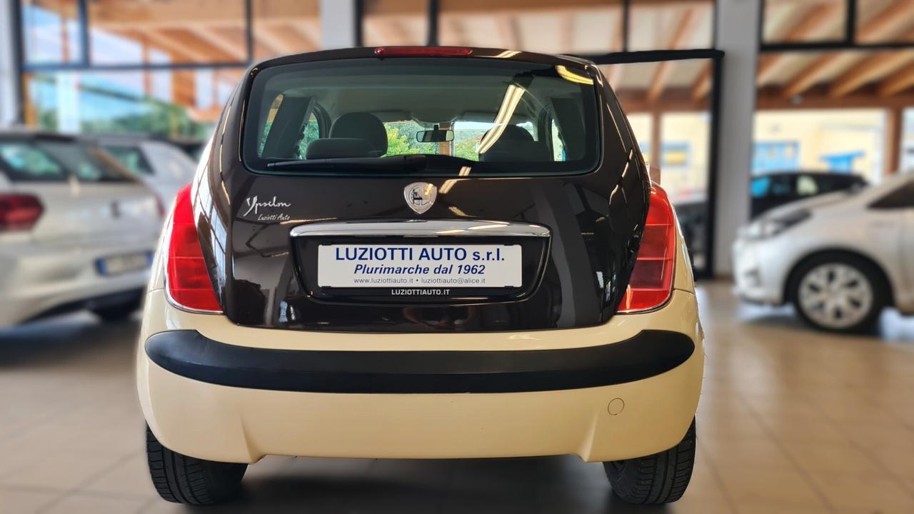 Lancia Ypsilon 1.2 Oro