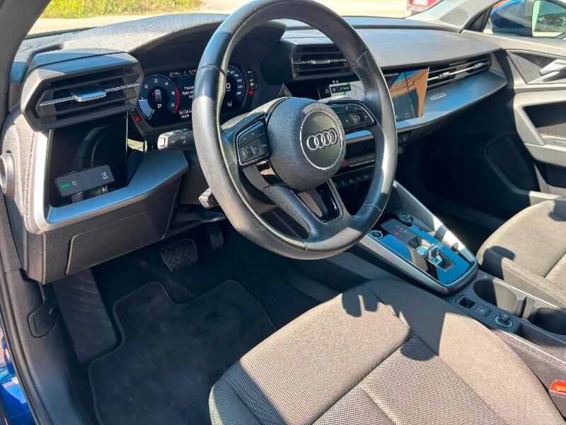 AUDI A3 4ª serie A3 SPB 35 TDI S tronic Busine...