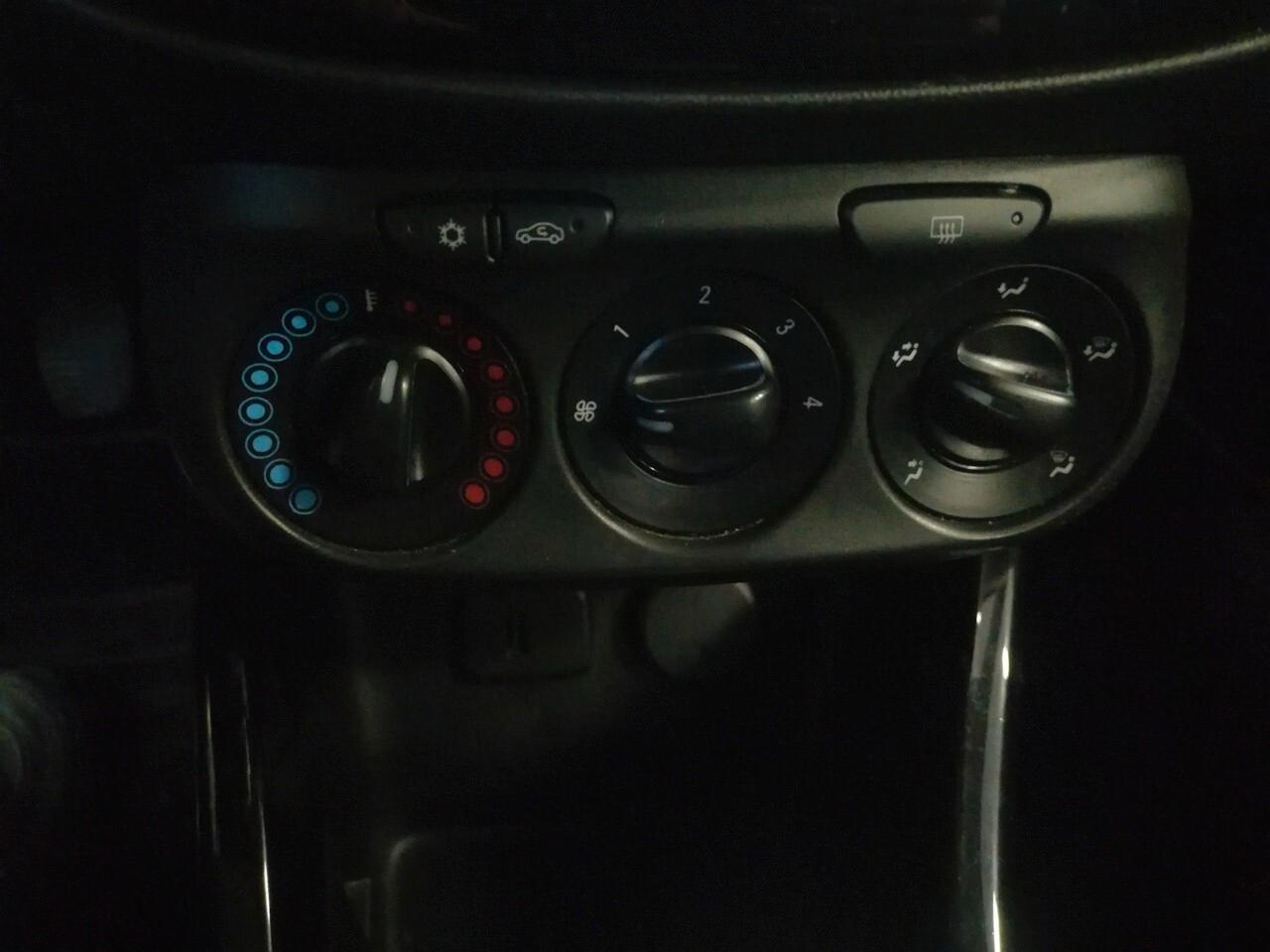 Opel Adam Rocks 1.2 70 CV Start&Stop