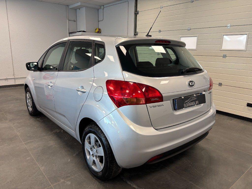 Kia Venga 1.4 CRDi Full Optional