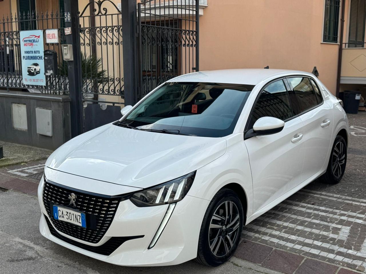 Peugeot 208 BlueHDi 100 Stop&Start 5 porte Allure Navi Pack