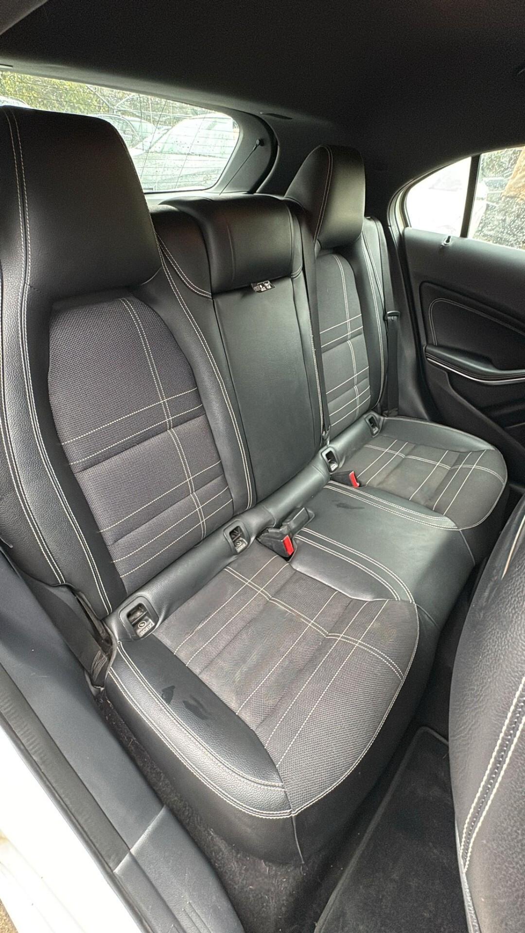 Mercedes-benz A 180 CDI Automatic Dark Night Edition