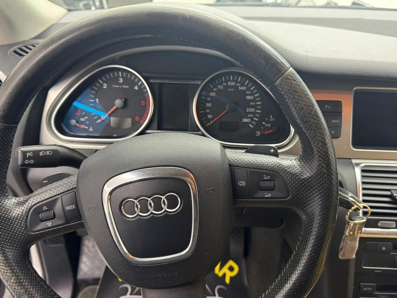 Audi Q7 3.0 V6 232Cv -DIESEL