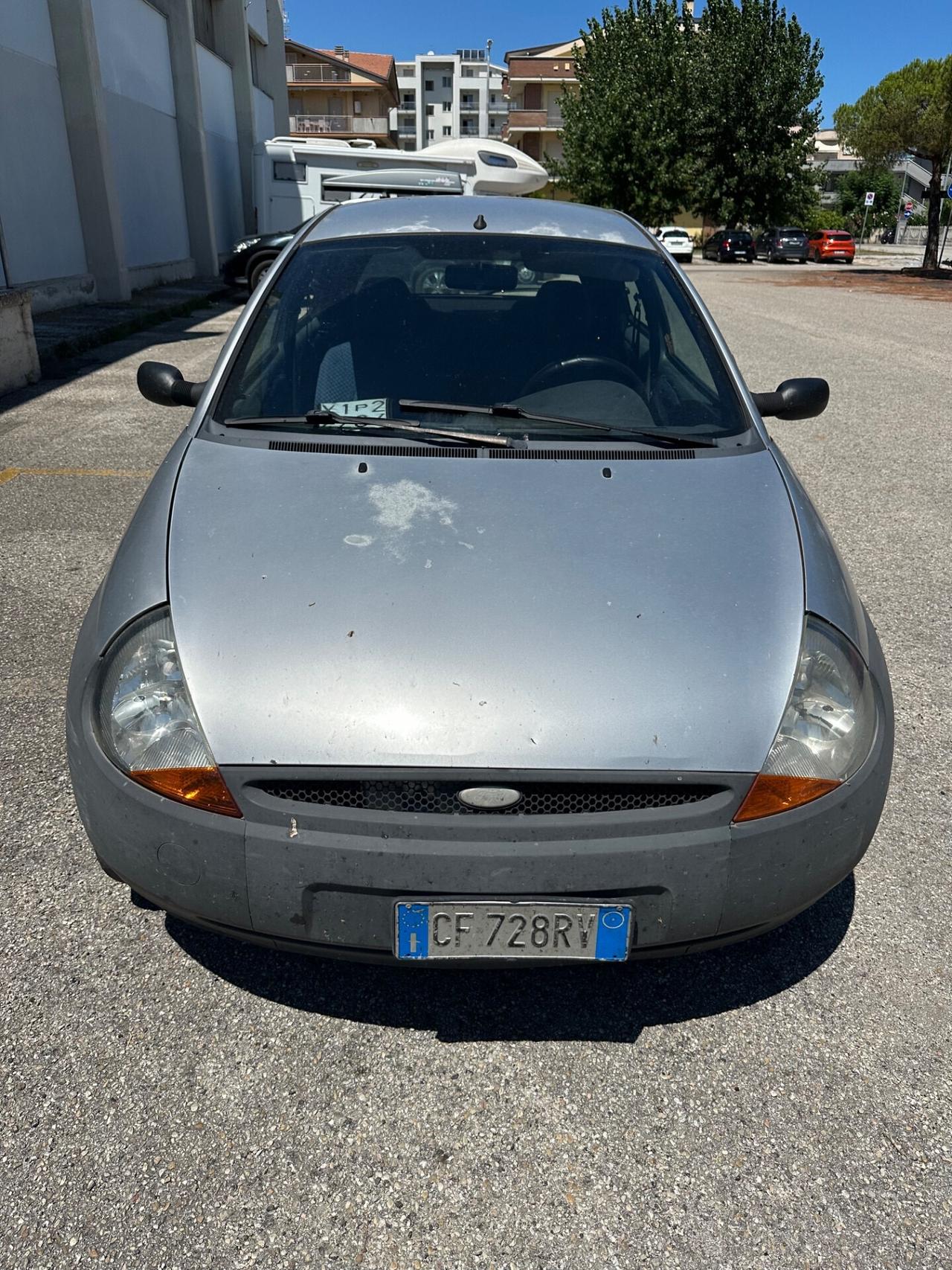 Ford Ka 1.3 benzina neopatentati 2003