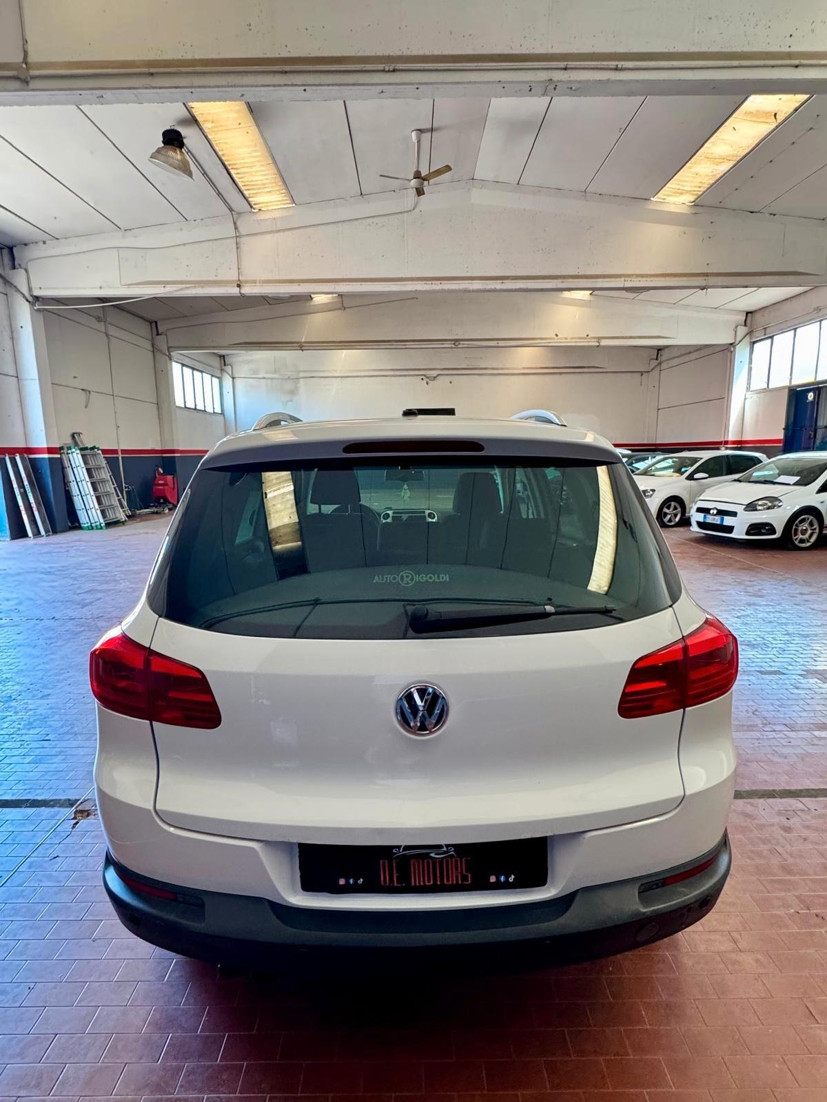 Volkswagen Tiguan 2.0 TDI 110 CV Cross BlueMotion Technology