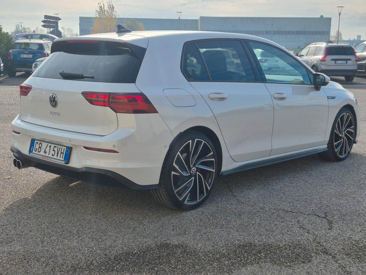 Volkswagen Golf 2.0 TDI DSG GTD