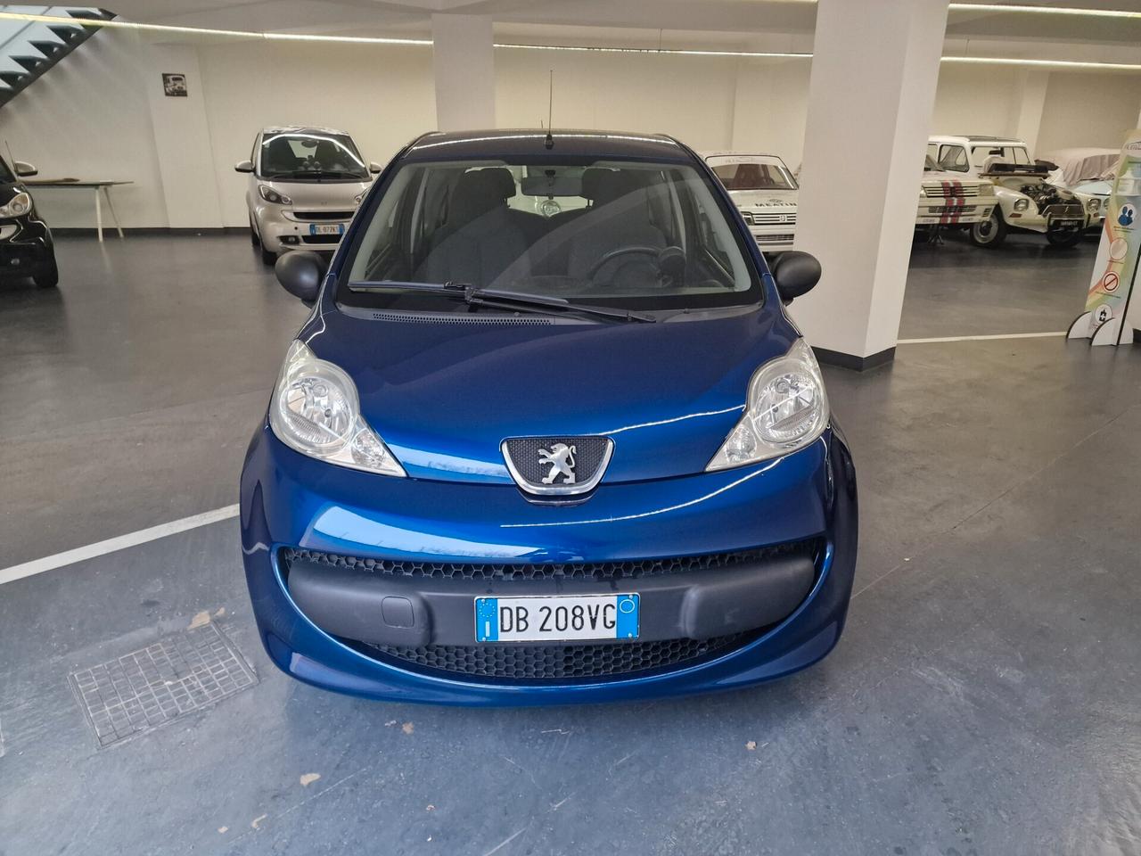 Peugeot 107 1.0 68CV 3p. Plaisir