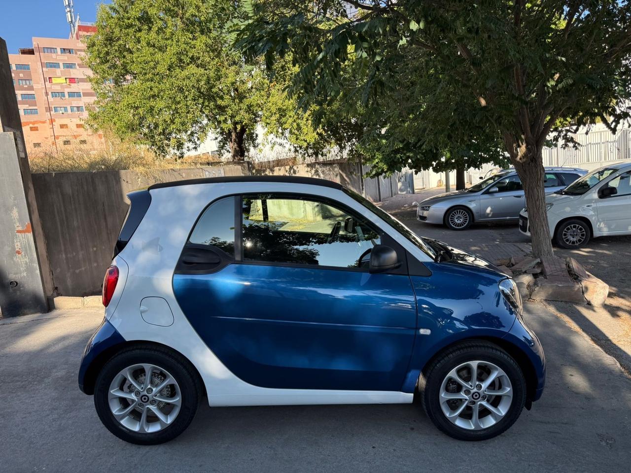 Smart ForTwo KM. 44.000! 70 1.0 Youngster