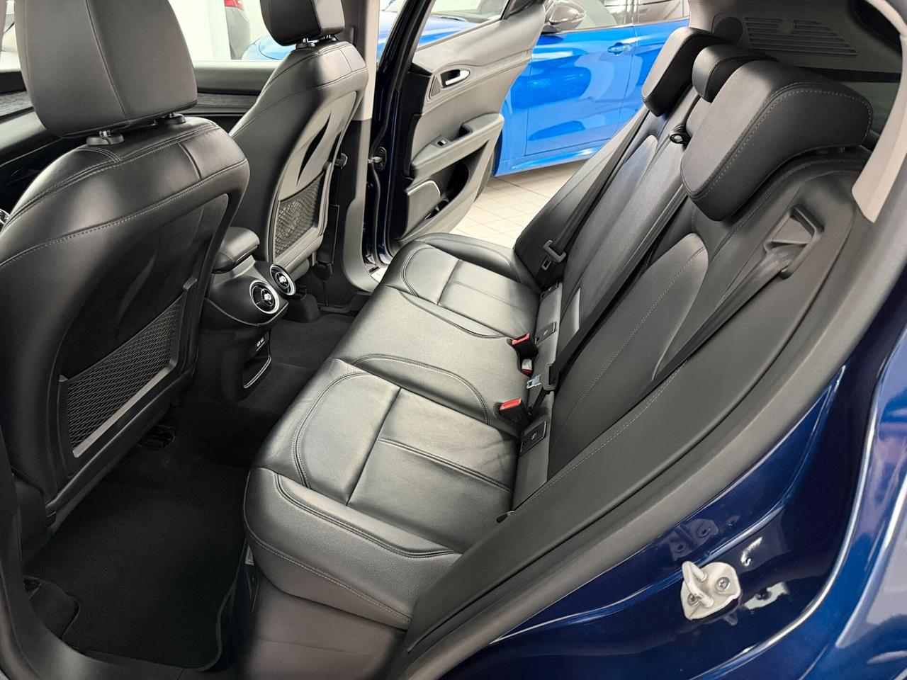 Alfa Romeo Stelvio 2.2 TD 160 CV EXECUTIVE TETTO PELLE 19" RETROCAMERA