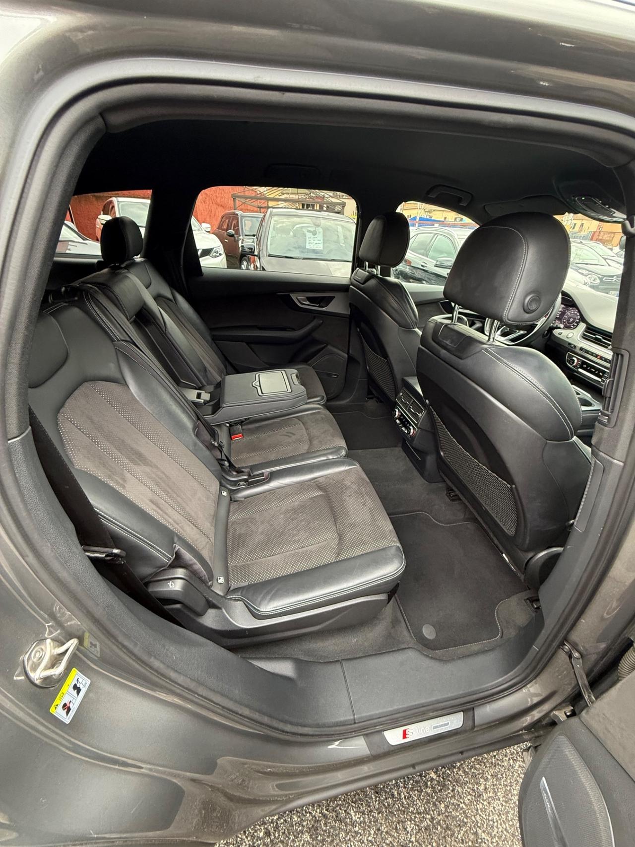 Q7 3.0 TDI 218 CV-7 posti -unipro-iva esp-s-line -