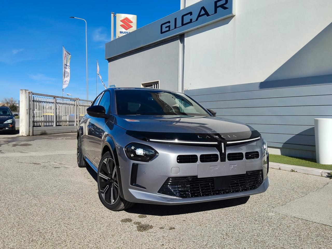 Lancia Ypsilon New Hybrid 1.2 110cv