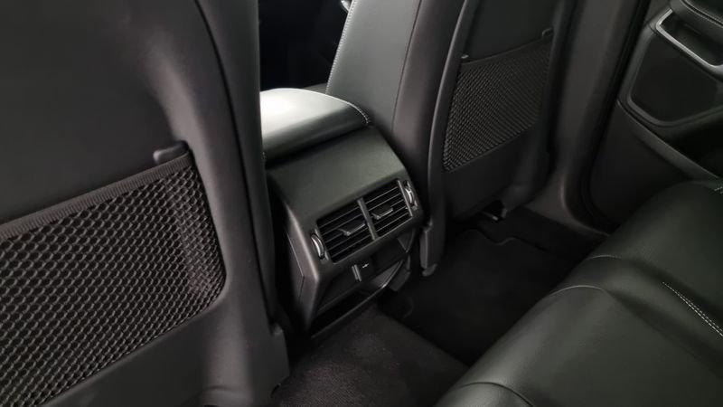 Jaguar E-Pace 2.0D I4 204 CV AWD Auto R-Dynamic S