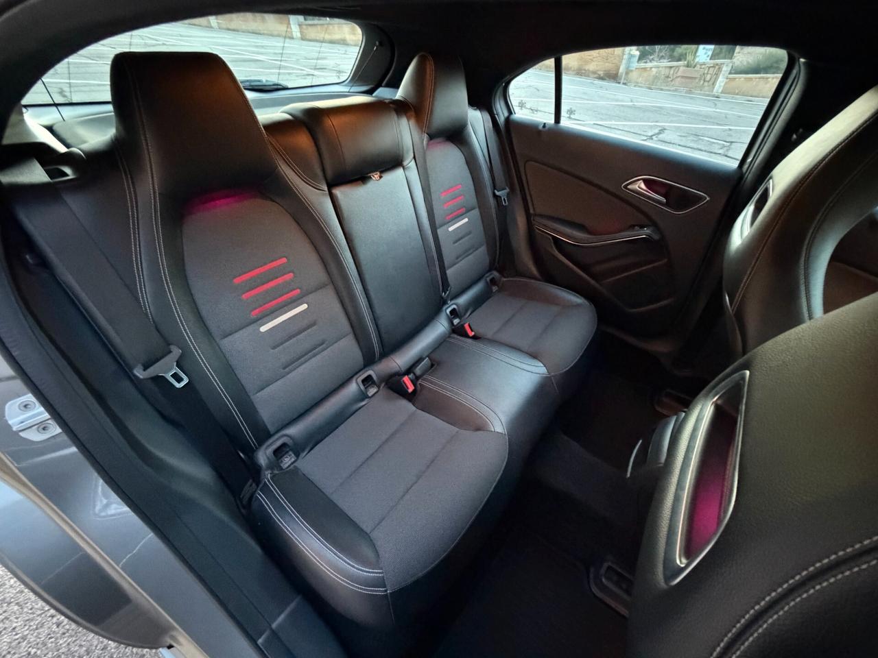 Mercedes A180 Sport/1.5 110 CV/KEYLESS/CAMERA/AMBIENT LIGHTS