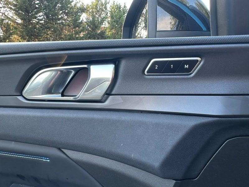 Lynk & Co 01 01 1.5 td phev auto