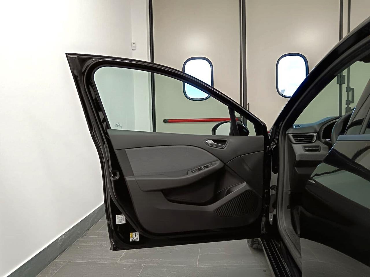 Renault Clio 90 CV 5 porte Techno UFFICIALE ITALIANA