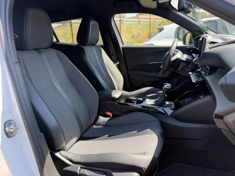 Peugeot 2008 PureTech 130 S&S Allure Pack