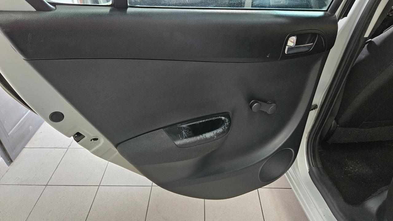Hyundai i20 1.2 Benz/GPL 5p. Econext Sound Edition