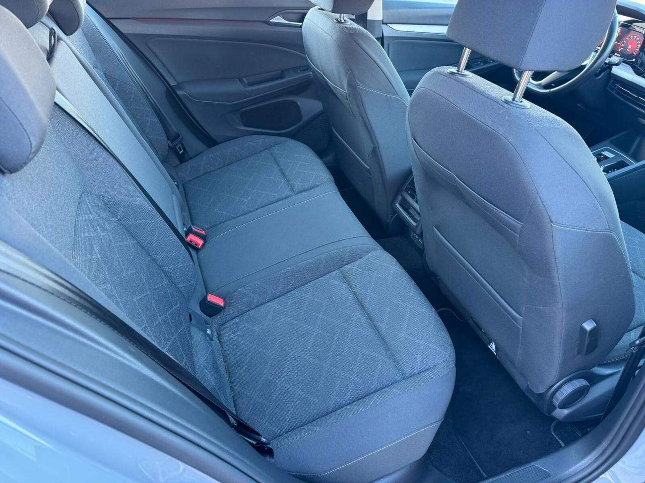 Volkswagen Golf 2.0 TDI DSG SCR Style