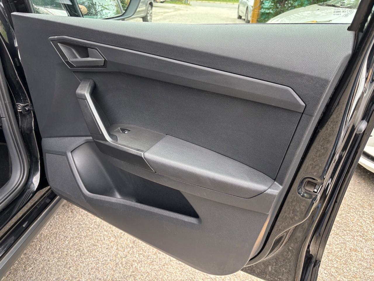 Seat Arona 1.0 TGI FR - OK Neopatentati