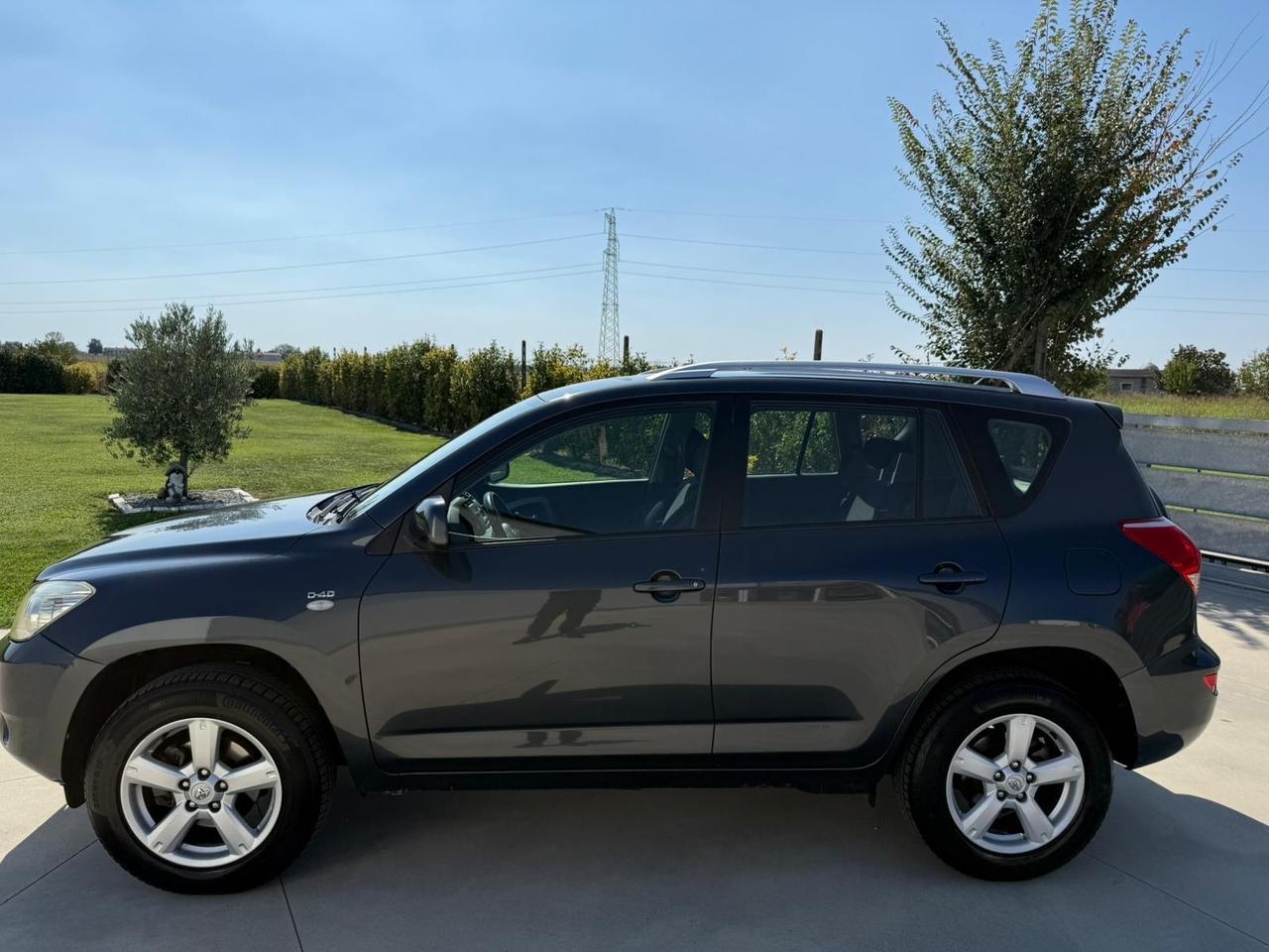 Toyota RAV 4 RAV4 2.2 D-4D 136 CV Luxury