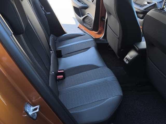 Peugeot 2008 PureTech 130 S&S EAT8 Allure