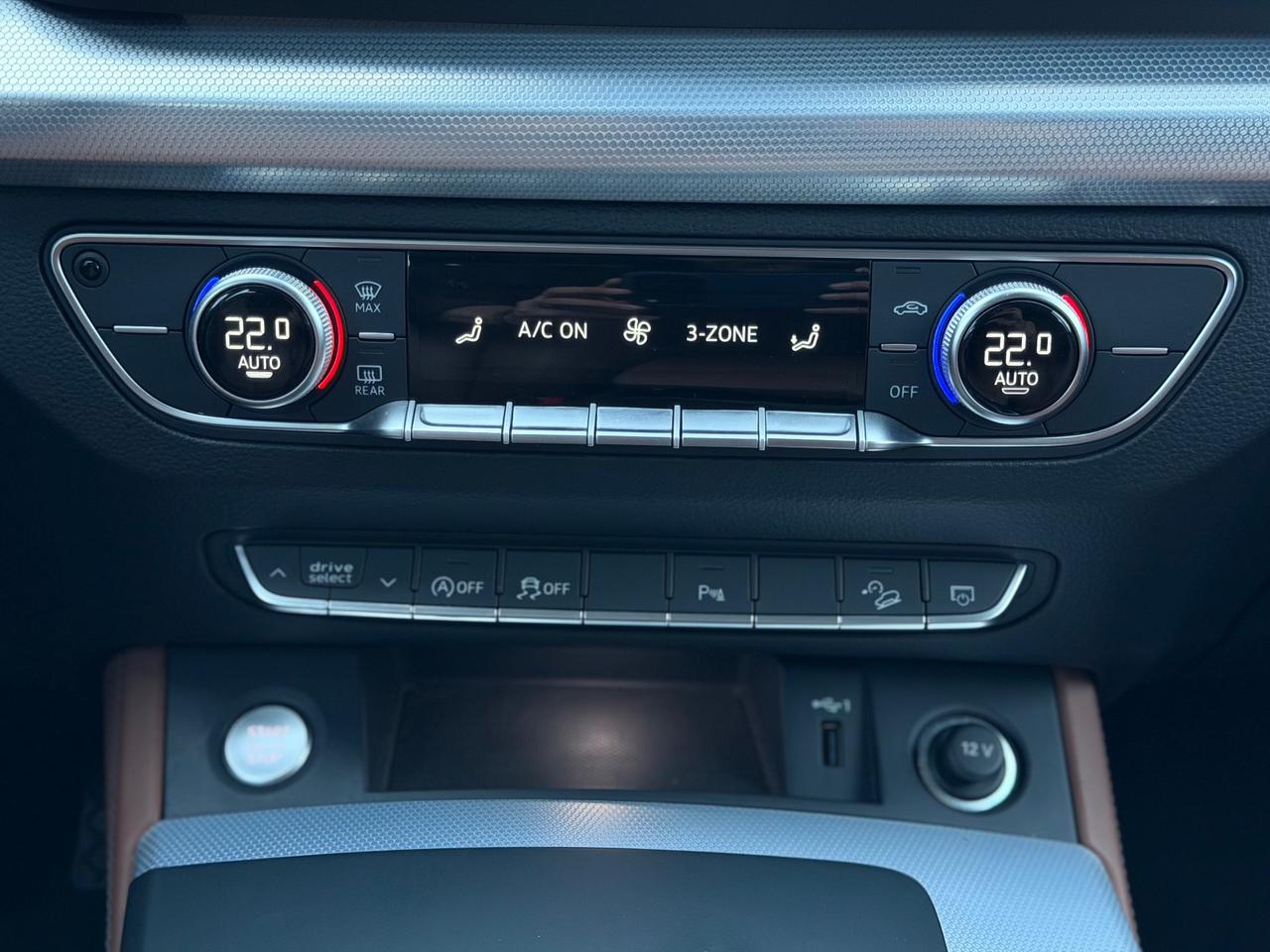 Audi Q5 Sportback 40 2.0 Tdi 204CV SLINE quattro