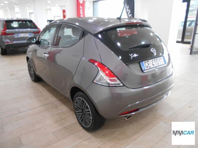 LANCIA - Ypsilon - 1.0 FireFly 5p. S&S Hybrid Gold