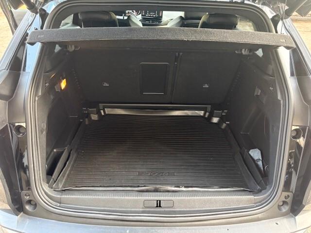 Peugeot 3008 BlueHDi 130 S&S EAT8 GT