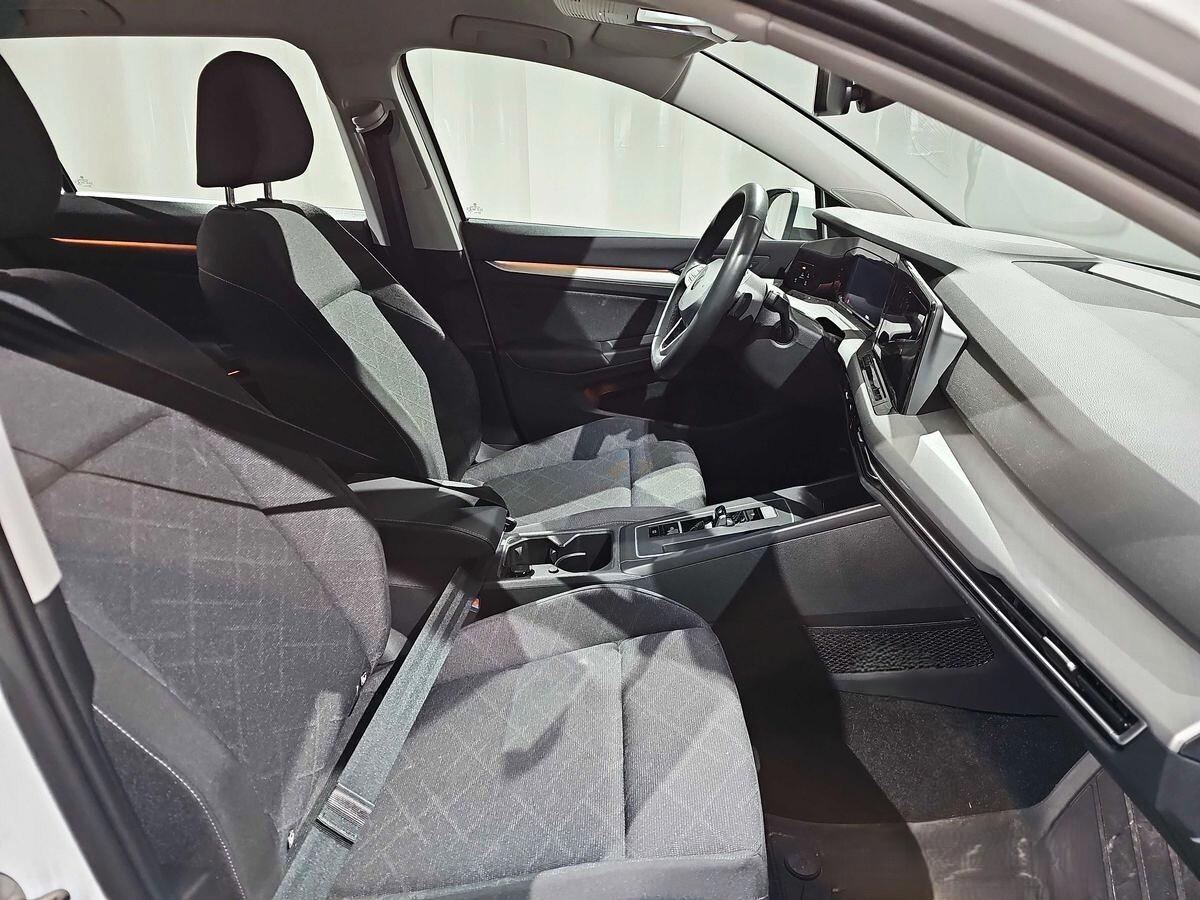 VOLKSWAGEN GOLF 8 TGI DSG VARIANT METANO (IVA DEDUCIBILE)