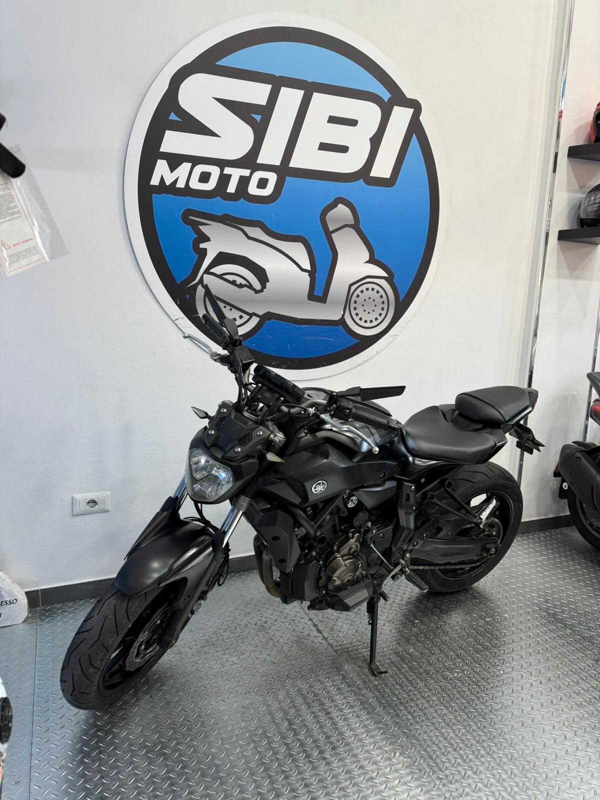 Yamaha Mt-07