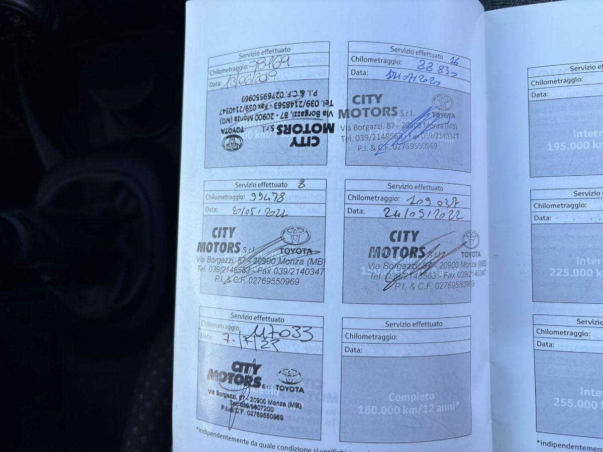 TOYOTA Yaris 1.0 5p. Sol