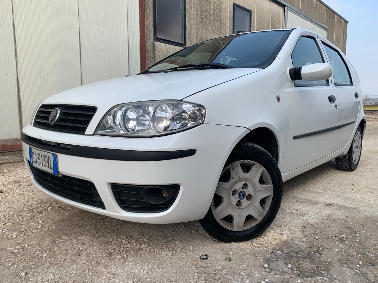 Fiat Punto 1.2i cat 5 porte ELX
