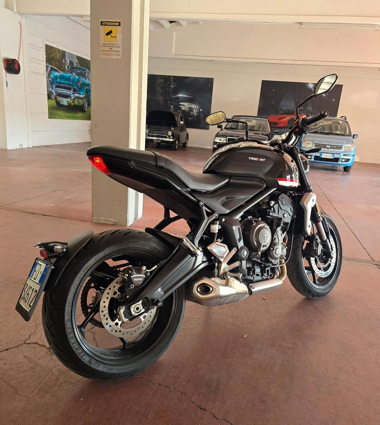 Triumph Trident 660