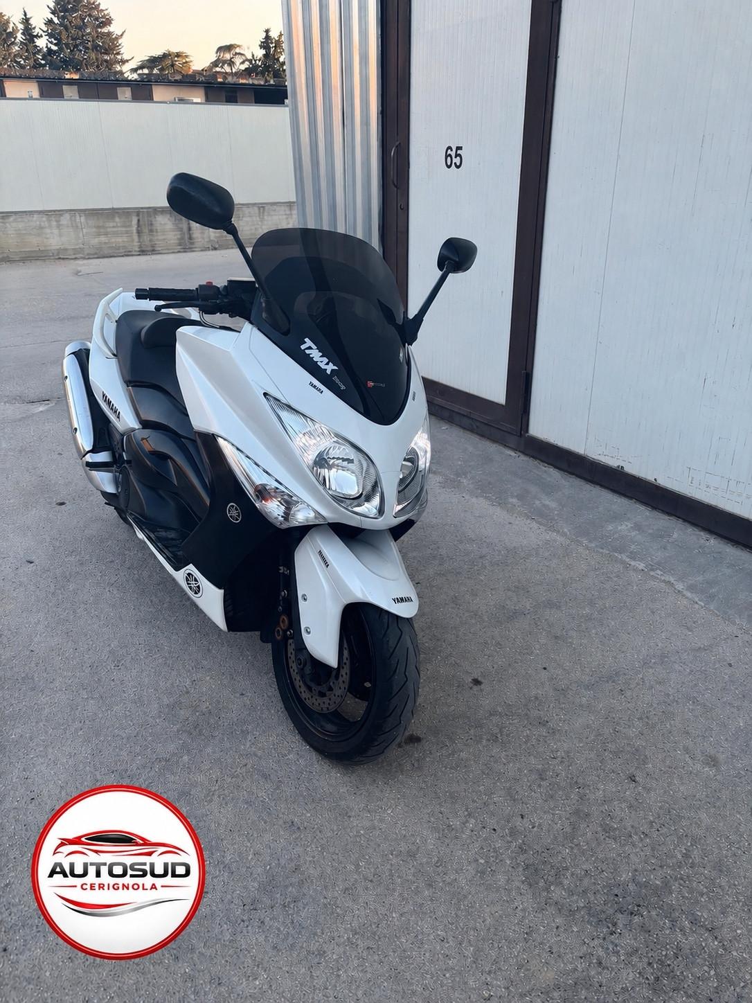 Yamaha T Max 500