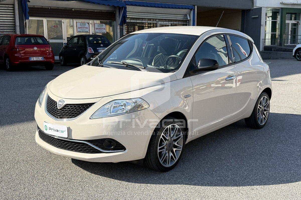 LANCIA Ypsilon 1.2 69 CV 5 porte Gold