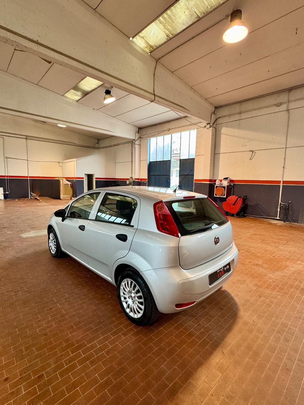 Fiat Punto 1.4 8V 5 porte Easypower Street