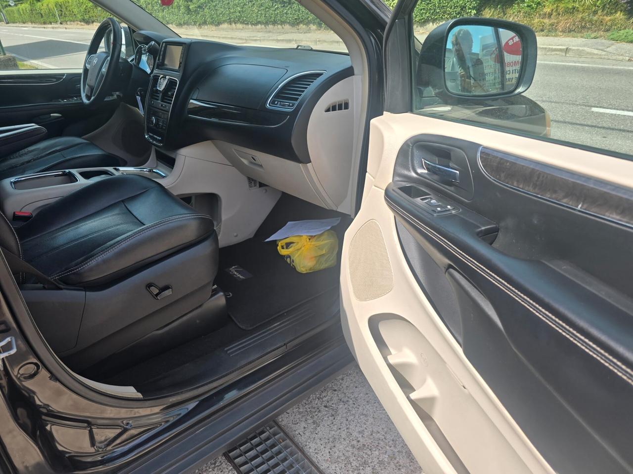 Lancia Voyager Platinum 2.8