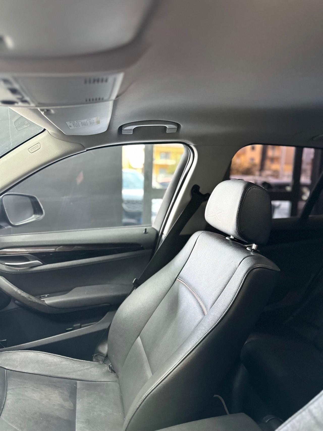 Bmw X1 sDrive16d X Line