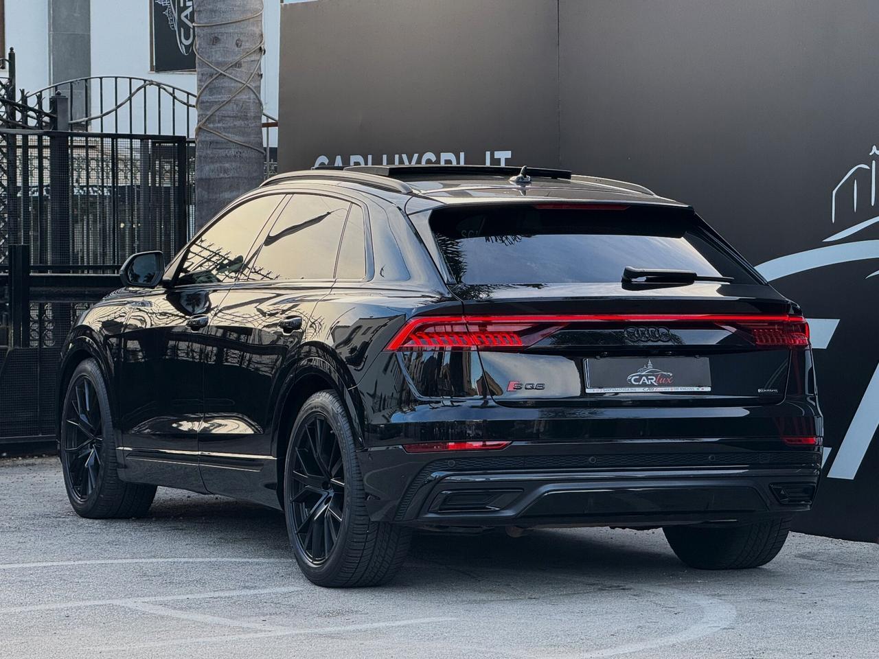 Audi Q8 50 TDI Quattro 286CV CARBONIO TETTO