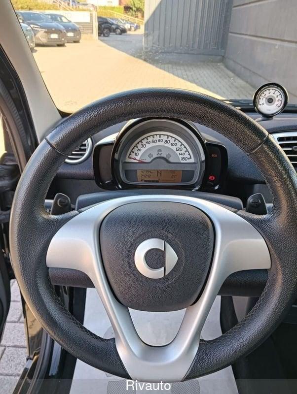 smart fortwo fortwo 1000 52 kW MHD coupé pulse