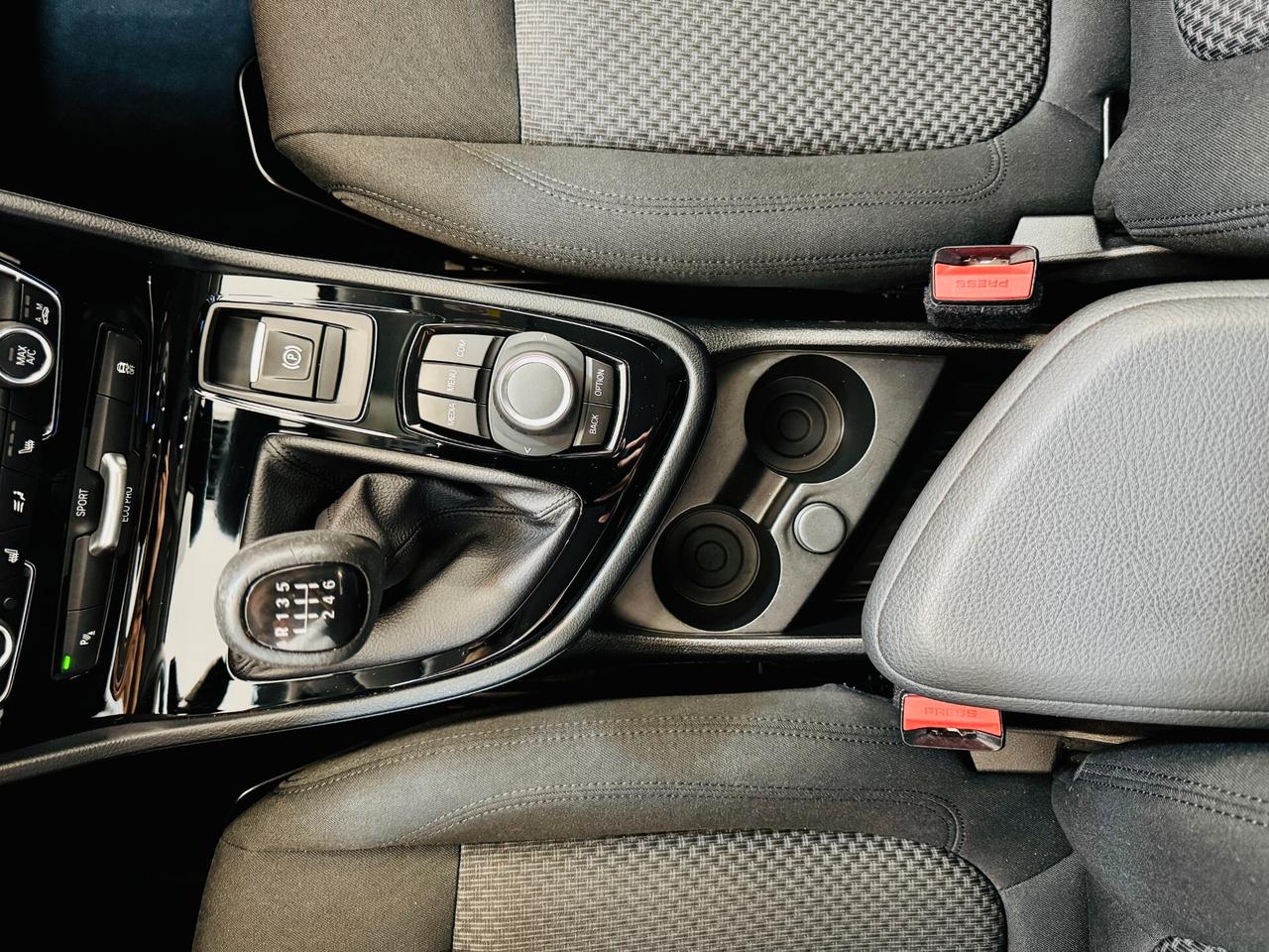 BMW 216d Active Tourer Sport - LED