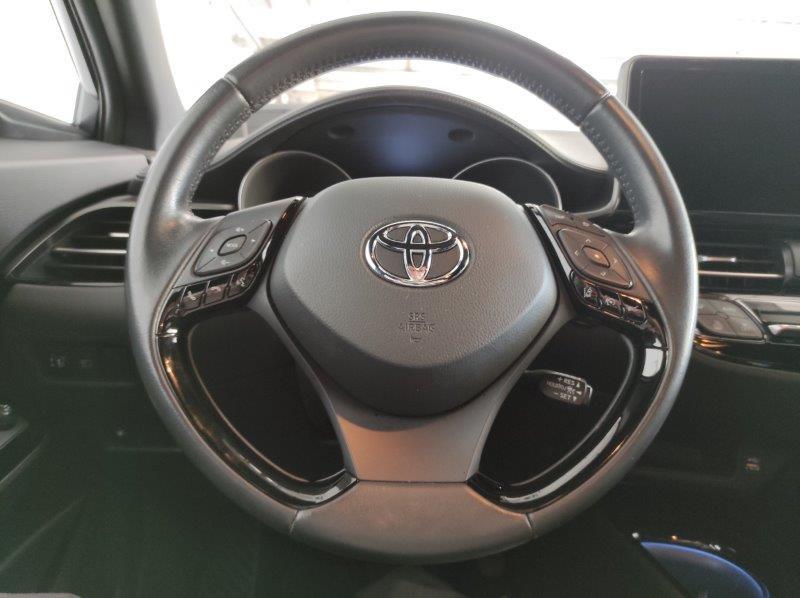 TOYOTA C-HR (2016-2023) - C-HR 2.0 Hybrid E-CVT Trend